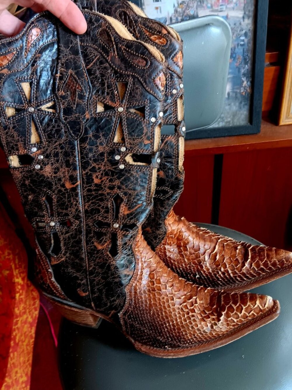 9.5 M Corral Mexico Cowgirl Boots Snake Leather Western Crucifix Cross Cutout